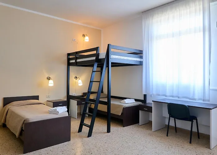 Solee, Family Holidays & Hostelling
