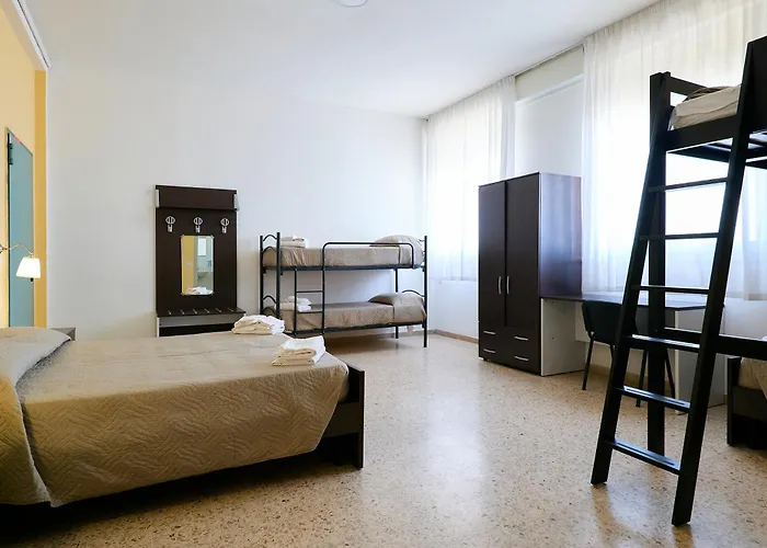 Solee, Family Holidays & Hostelling