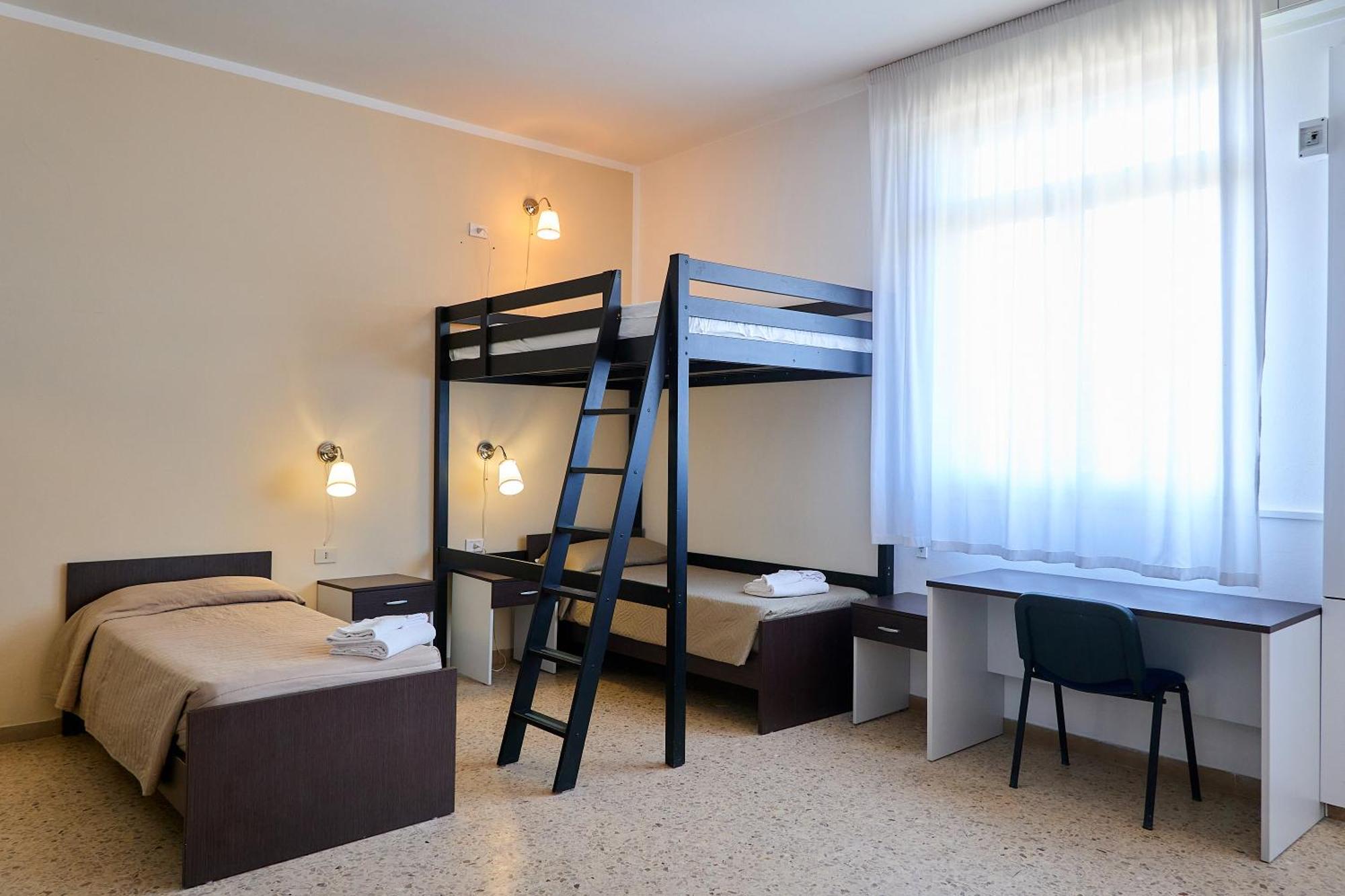 Solee, Family Holidays & Hostelling
