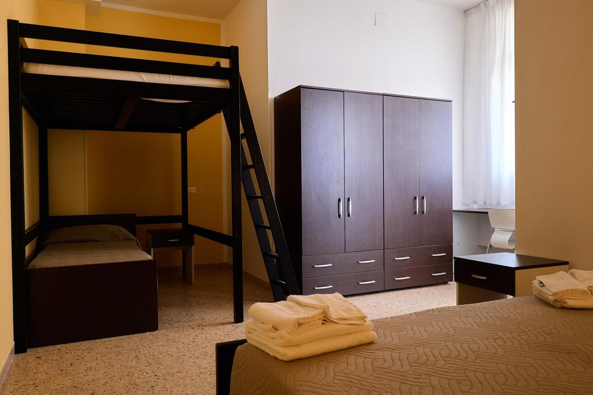 Solee, Family Holidays & Hostelling Hotel *
