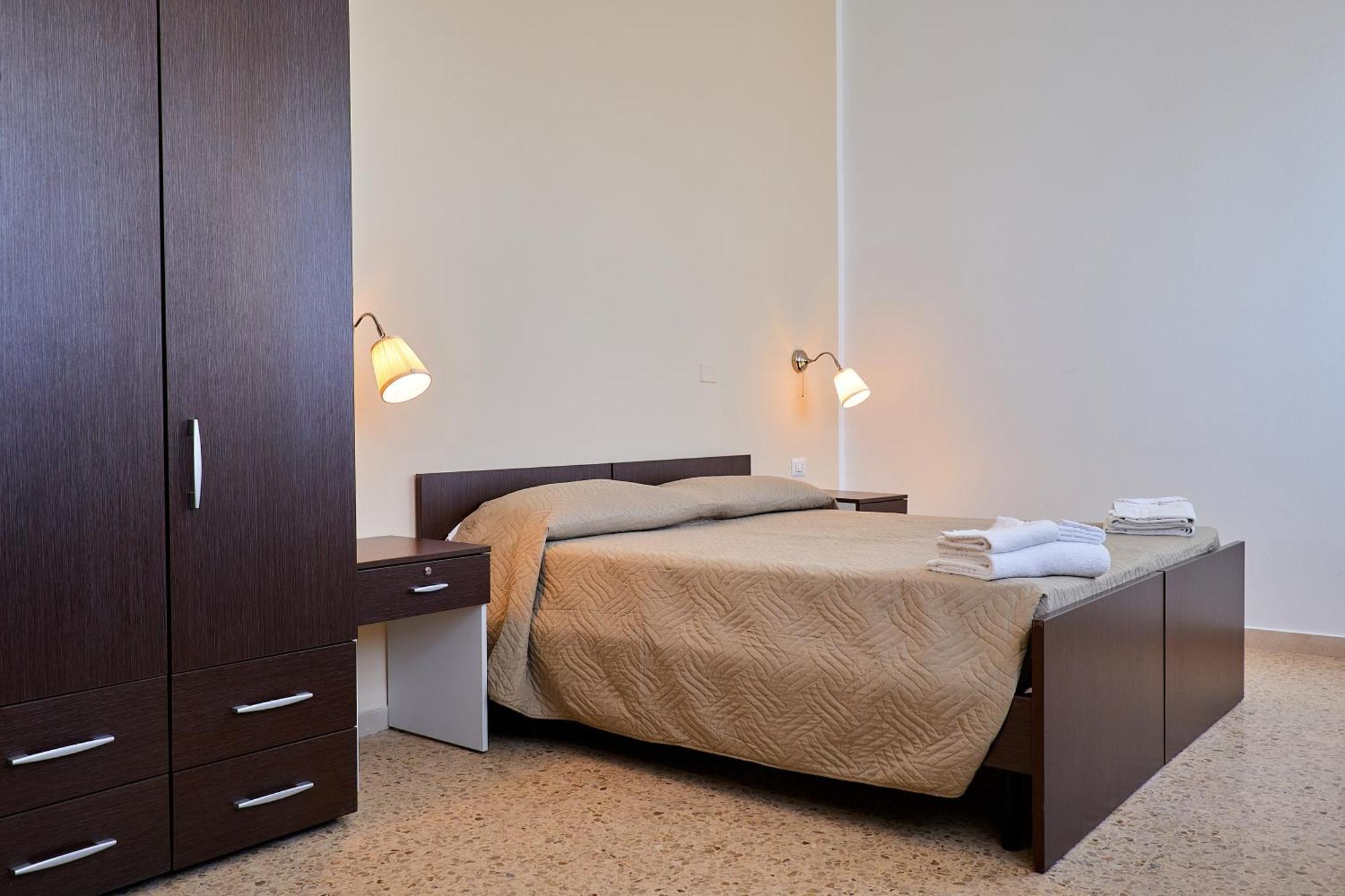 Solee, Family Holidays & Hostelling Hotel