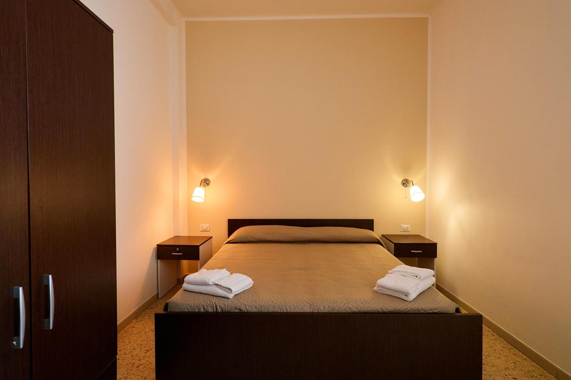 Solee, Family Holidays & Hostelling