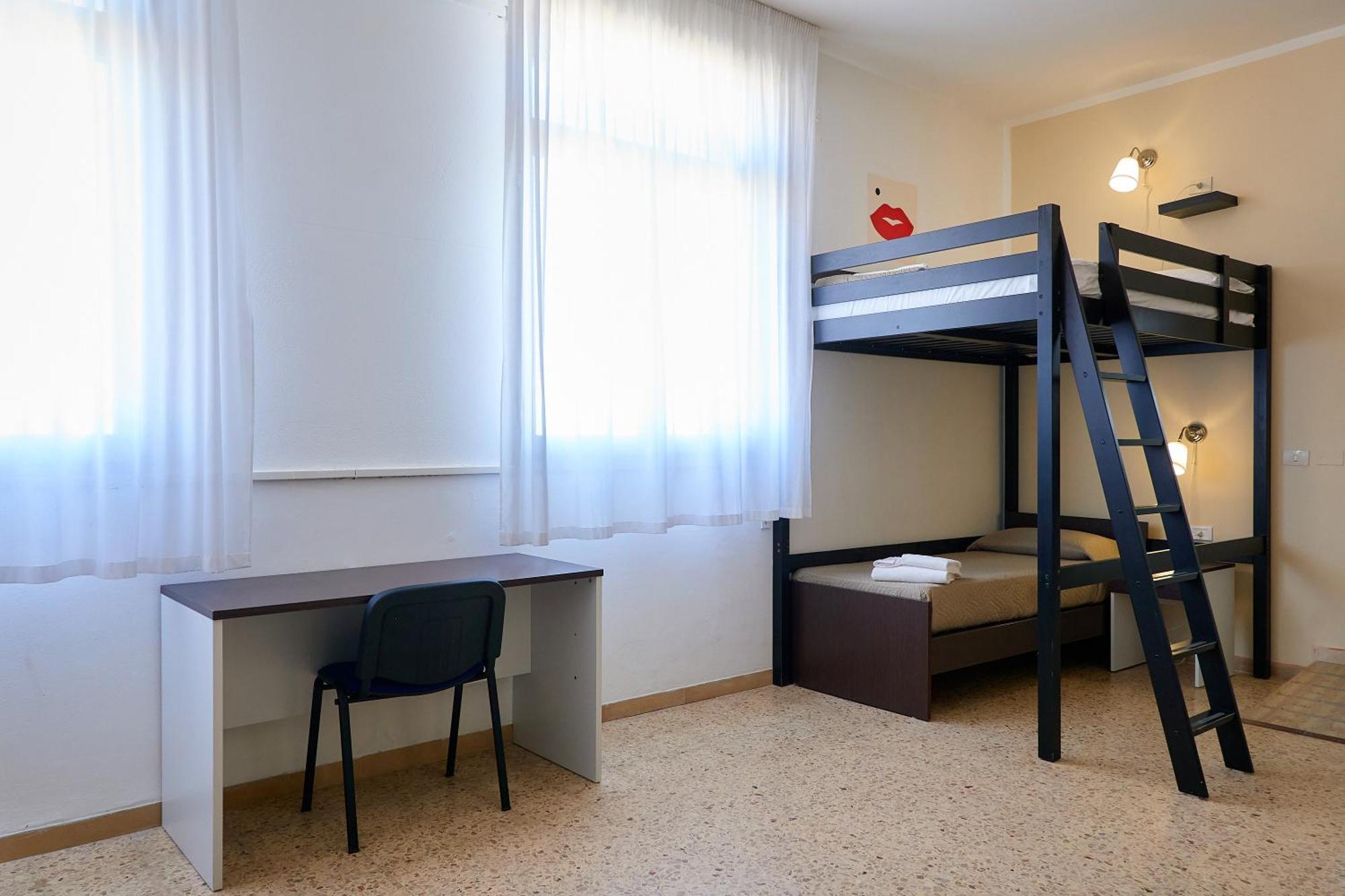 Hotel Solee, Family Holidays & Hostelling