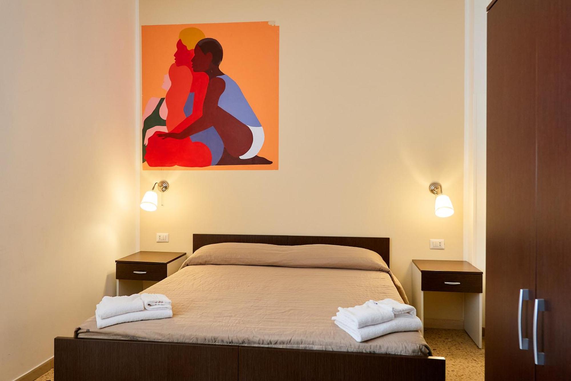 Solee, Family Holidays & Hostelling