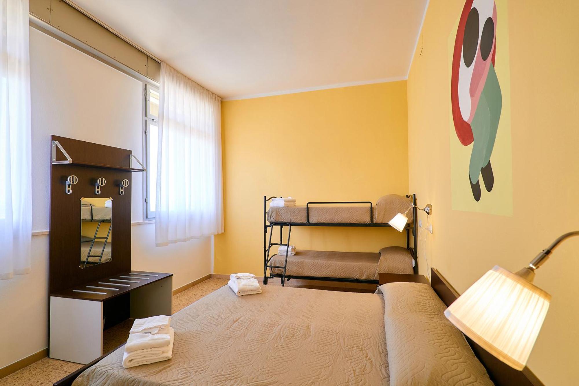 Solee, Family Holidays & Hostelling *